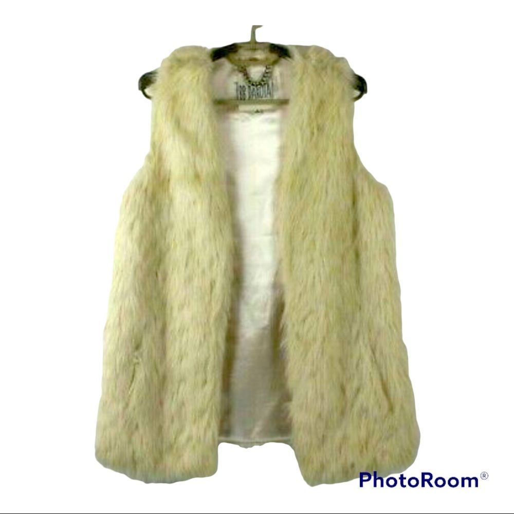 BB DAKOTA Faux Fur Ivory Mid-length Vest